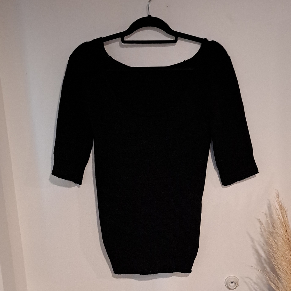 NWT Souchi Elegant Black Cashmere Women's Sweater Size M B106